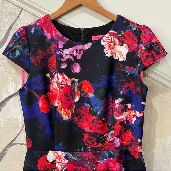 Betsy Johnson•Vibrant Floral•Midi Purple Dress•Size 10 - Picture 4 of 12